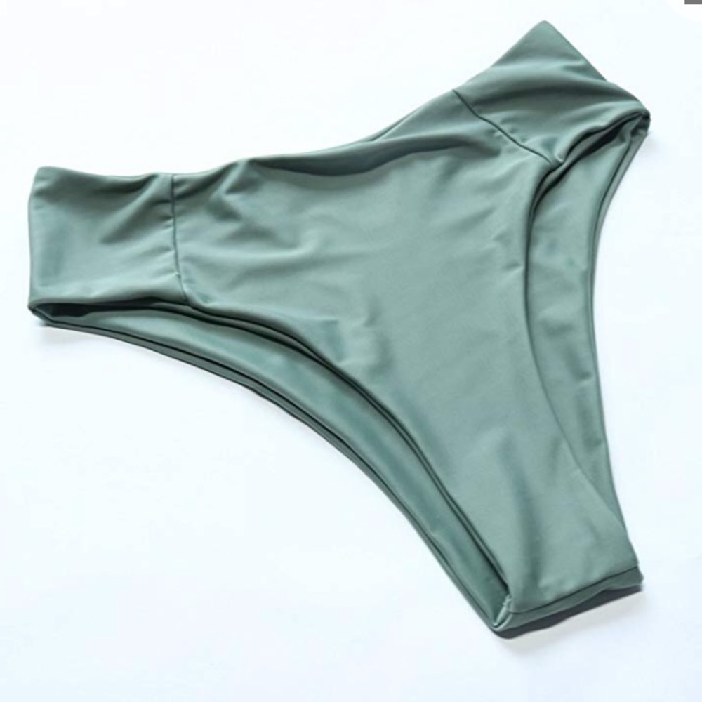 OMKAGI swimsuit bottom high waist NWT small